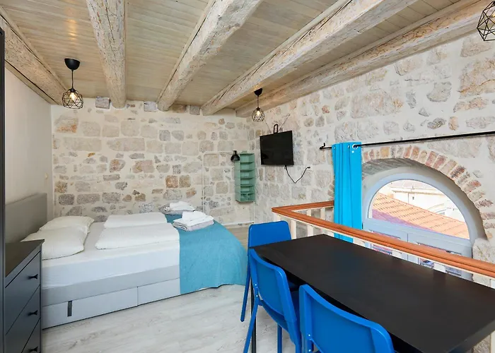 Dominium Premium Location Suites