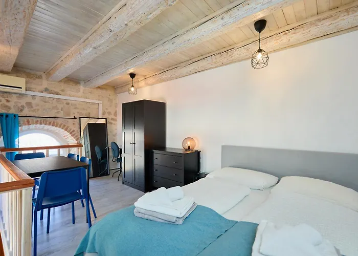 Dominium Premium Location Suites